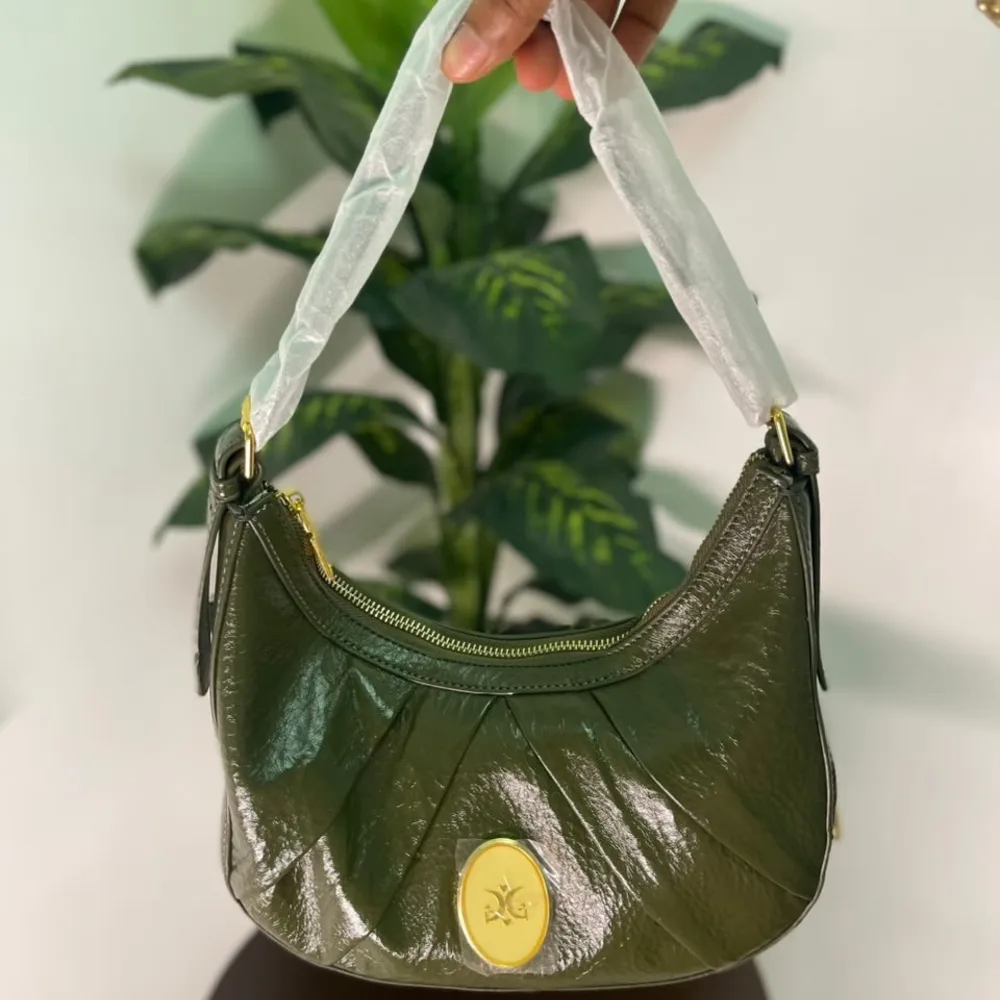 Olive Glazed Crescent Hobo