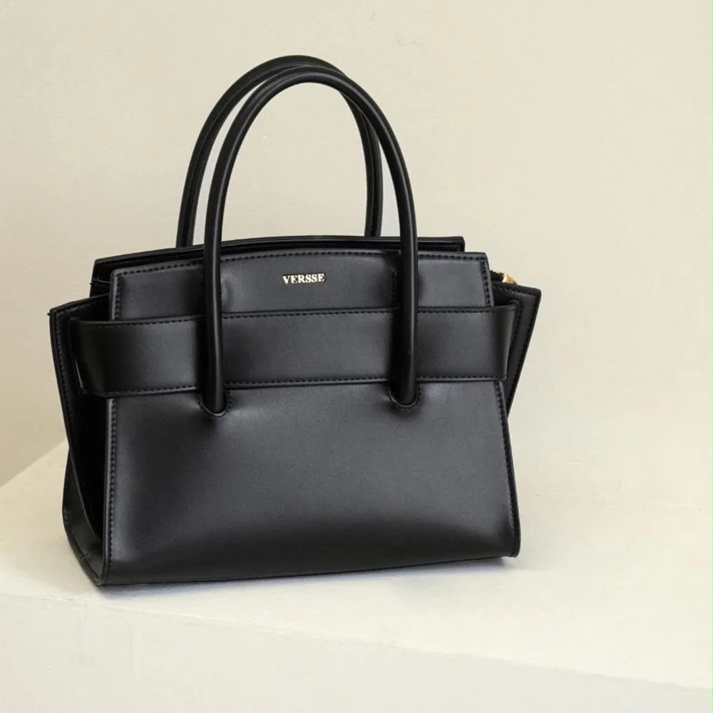Structured Wing Tote — Black