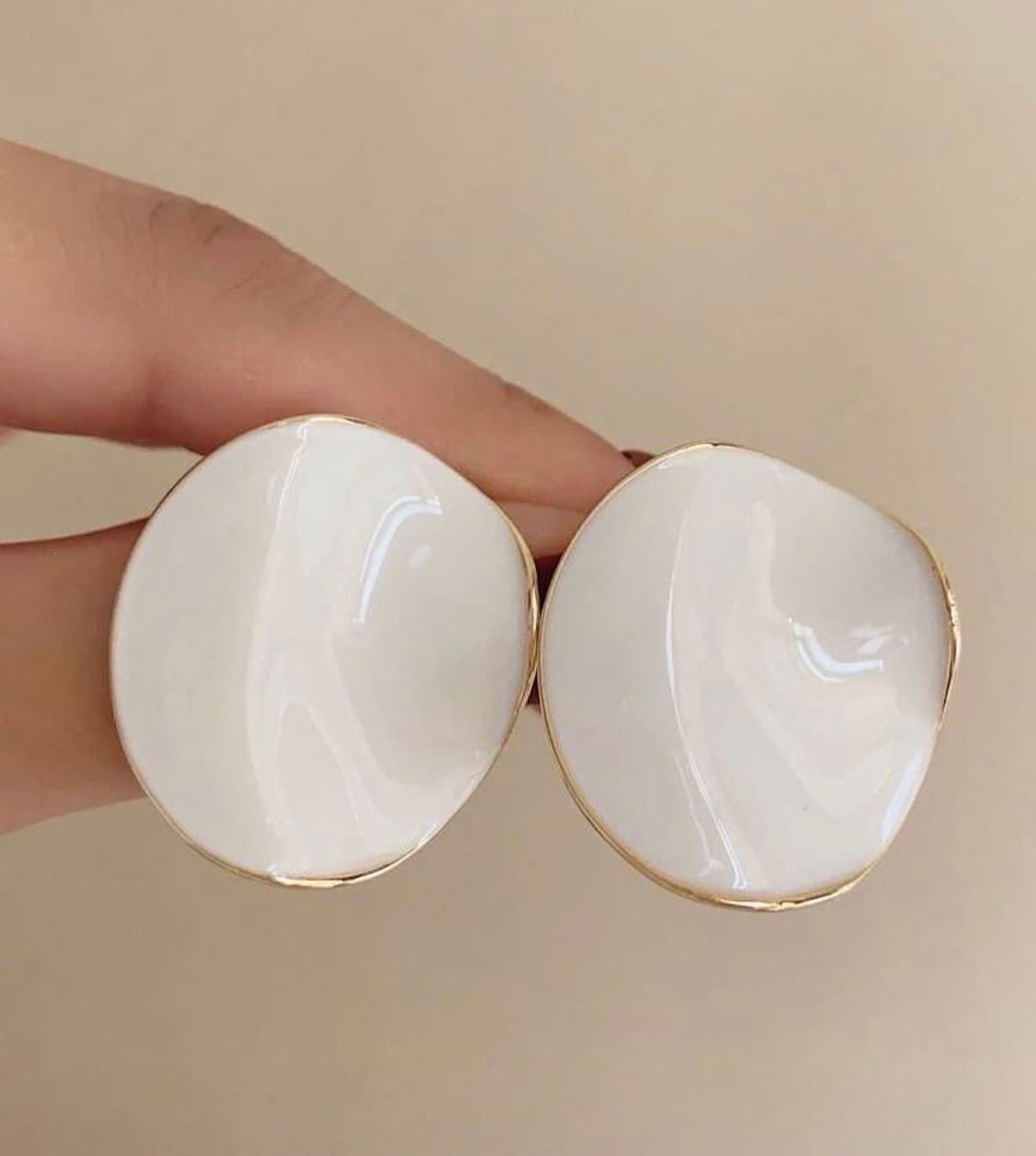 1 Pair Asymmetrical Metal Enamel Large Stud Earrings, Exaggerated Runway Date Versatile Fashion Casual Holiday Elegant Earrings